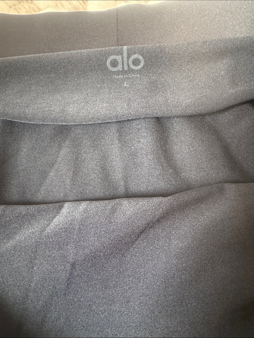 ALO Yoga Black Mini Skirt - Picture 3 of 3
